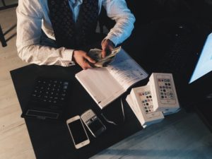 Porównanie kredytów gotówkowych - Dlaczego jest takie ważne?