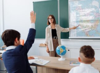 wynagrodzenie za prace w szkole